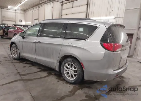 2020 Chrysler Voyager Lxi из США, поврежденный, VIN 2C4RC1DG3LR157110